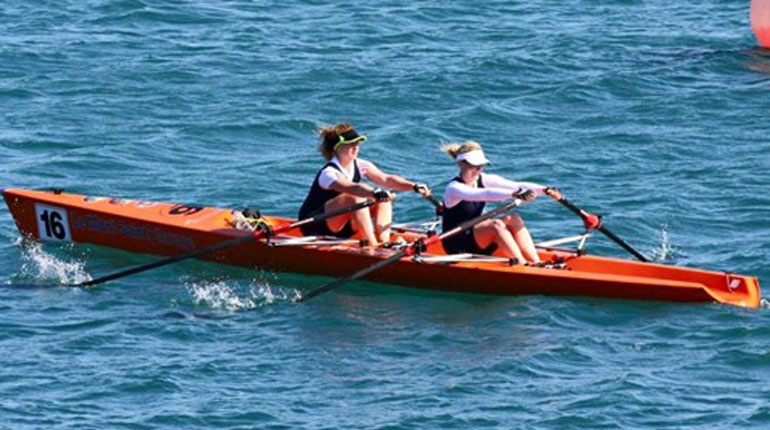 Le Mont Saint ladies rowing team